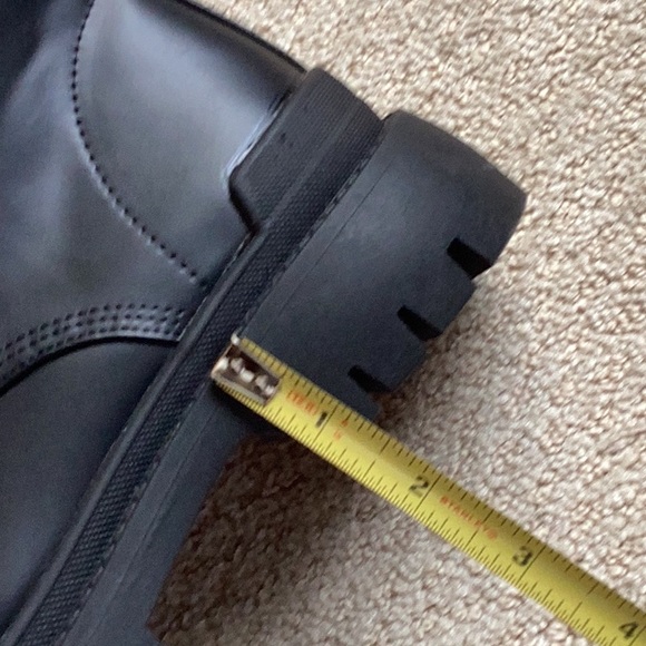 🥾 Boots - Picture 9 of 9